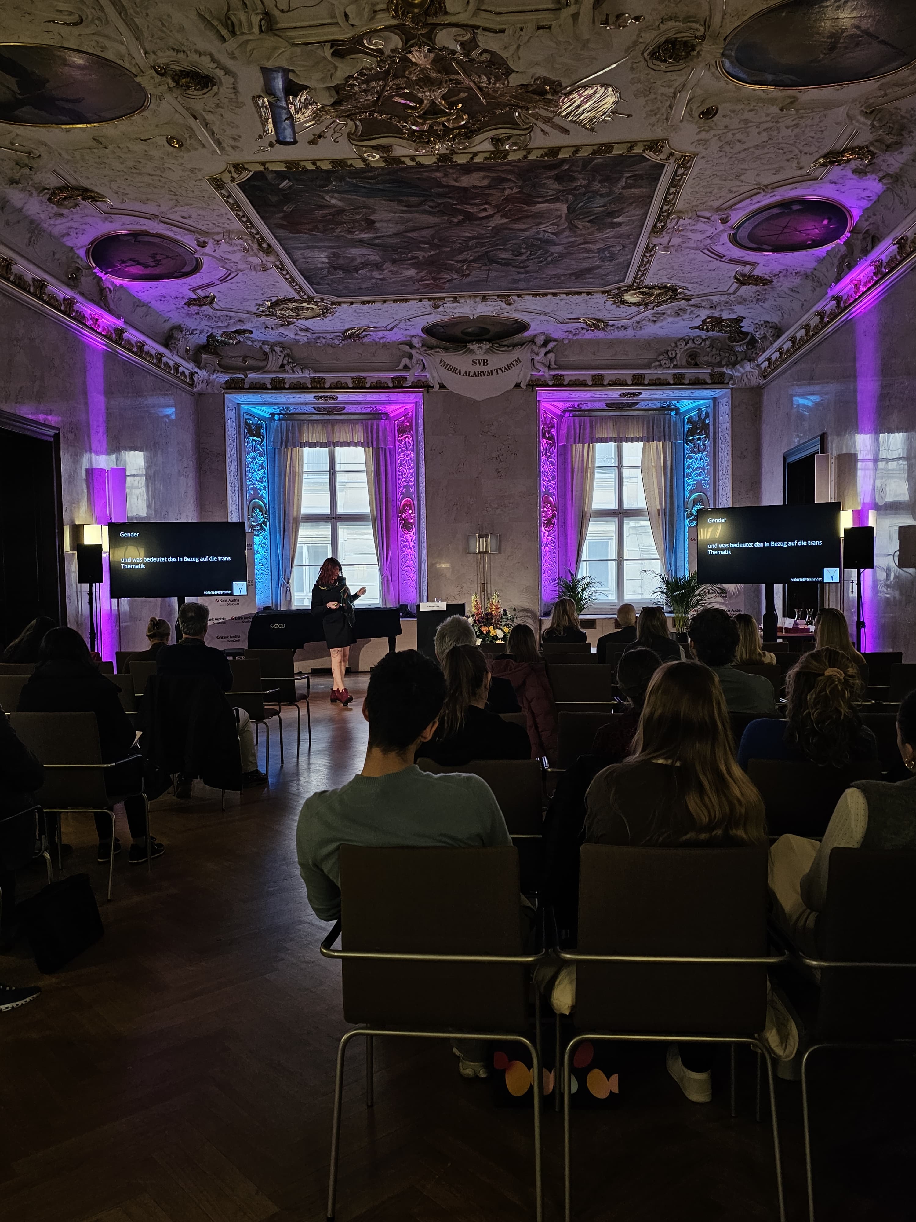 Vortrag zu Gender und trans Thematik