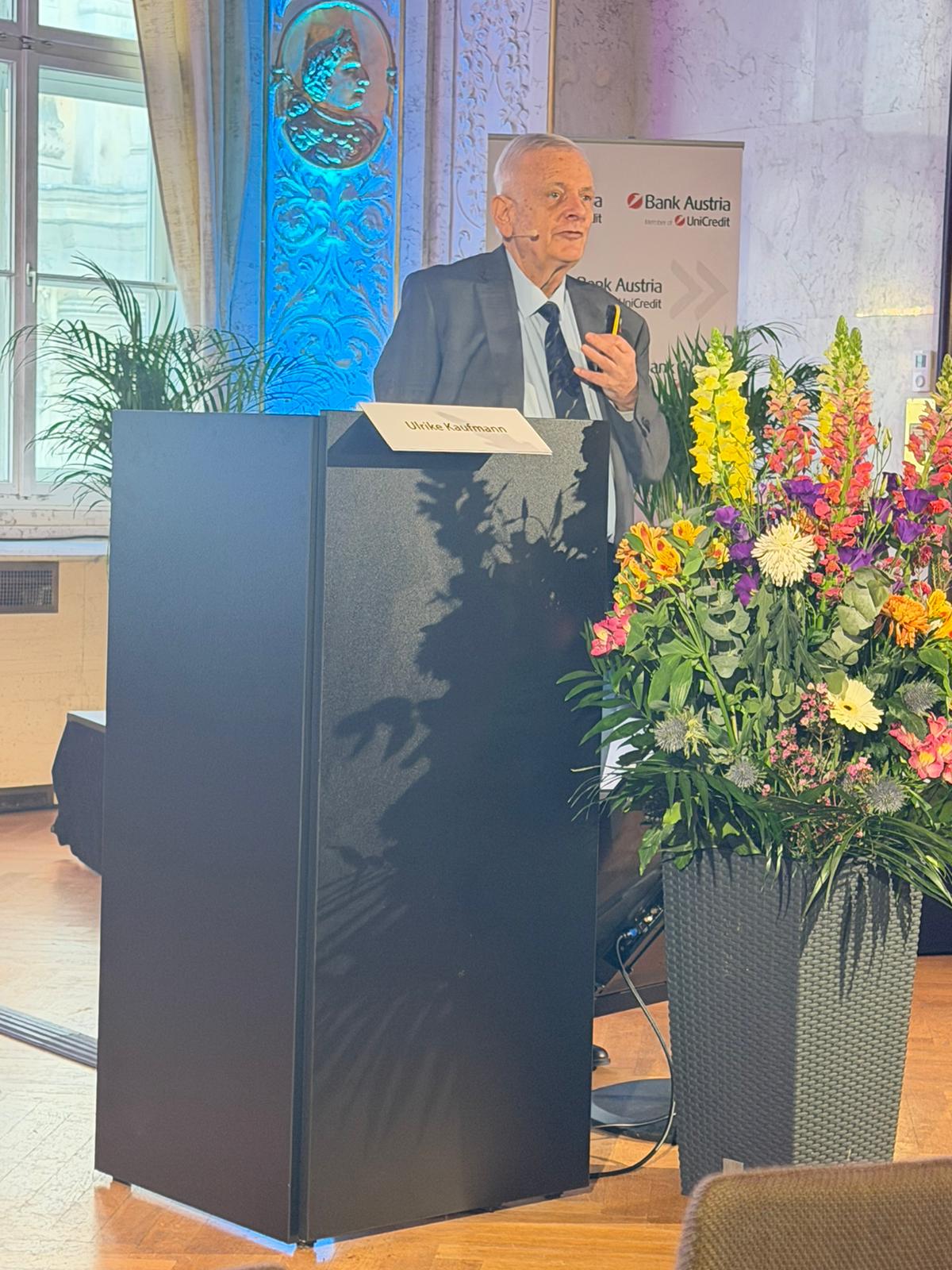 Am Podium – Bank Austria als Sponsor